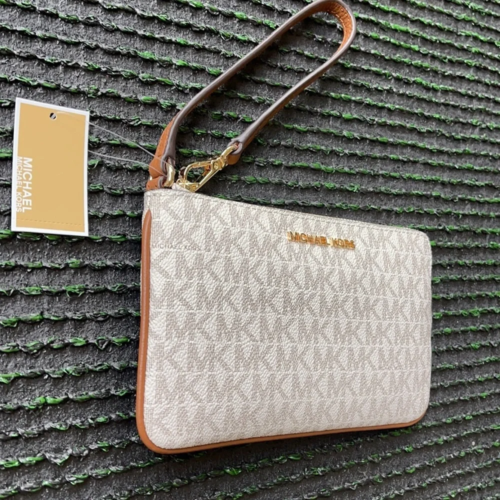 Michael Kors Jet Set Travel Large Top Zip Signature Wristlet Clutch - Picture 2 of 16